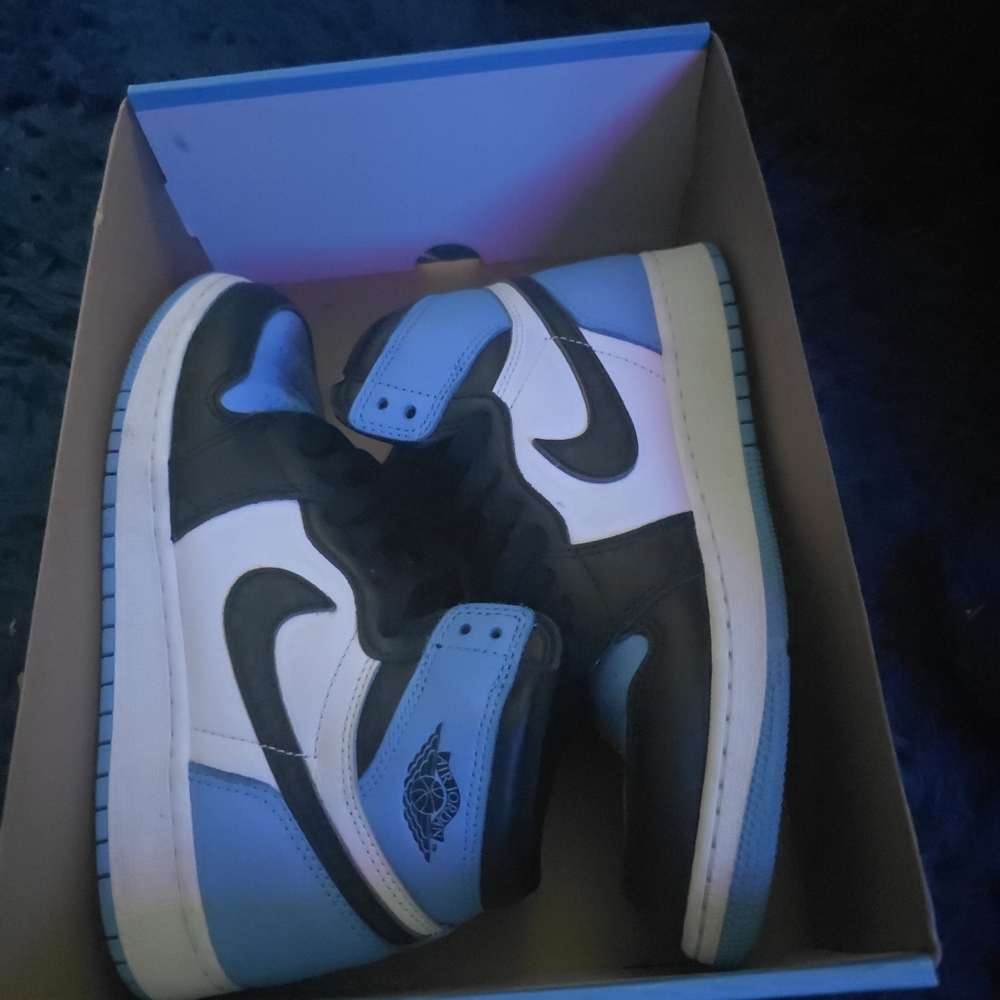 Nike Air Jordan 1 High OG - White/Black/University Blue